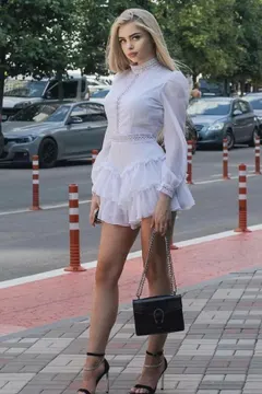 Zlata, 25