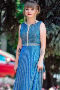 Sofia, 24
