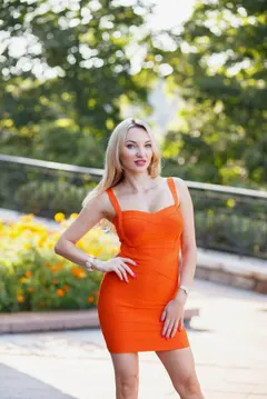Alena, 43