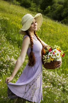 Iren, 32