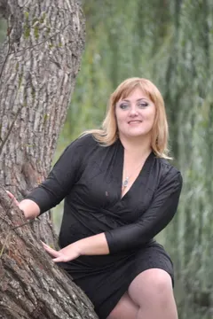 Oksana, 43