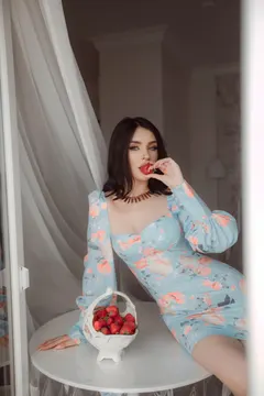 Anastasia, 25