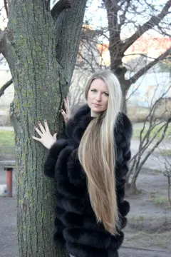 Natalia, 38