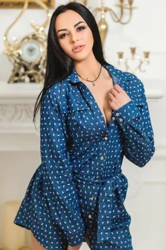 Natalia, 39