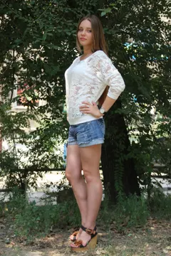Angelina, 31