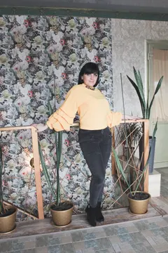 Vera, 45