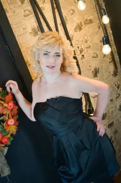 Irina, 52