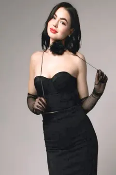 Mariana, 26