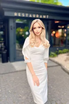Hrystyna, 30