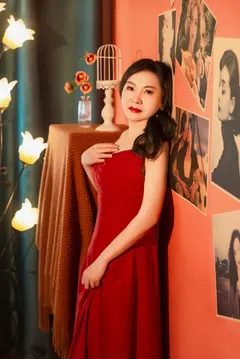 Hongmei, 49