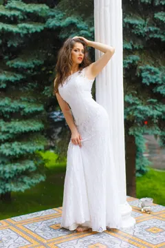 Eugenia, 37