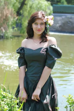 Zhanna, 28