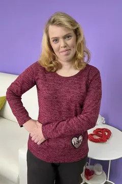 Nina, 41