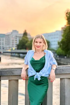 Kristina, 42