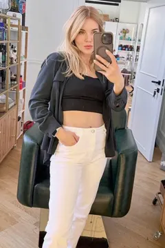 Marina, 43