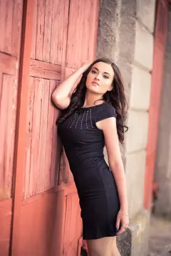 Vika, 28