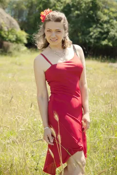 Julia, 49