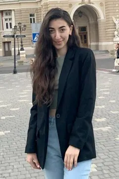 Albina, 27