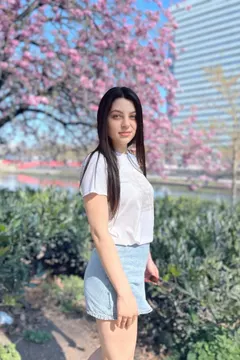 Katerina, 34