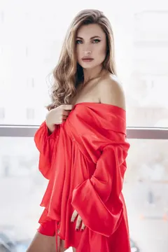 Anna, 43