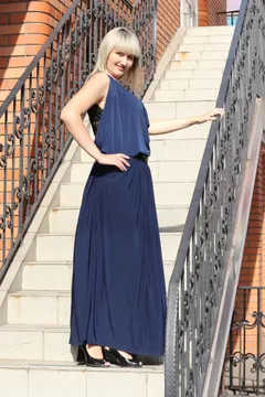 Yuliya, 41