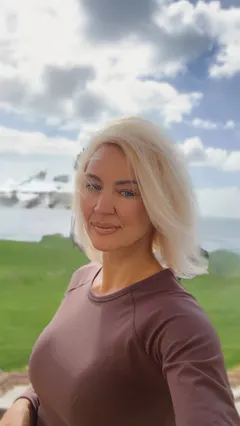 Tatiana, 49