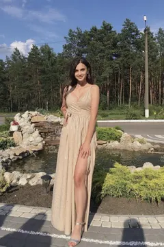 Diana, 23