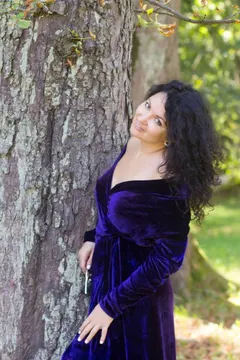 Anna, 48