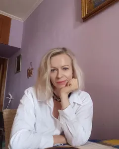 Anna, 50