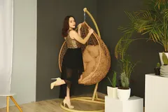 Yulia, 27
