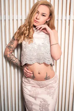 Aleksandra, 31
