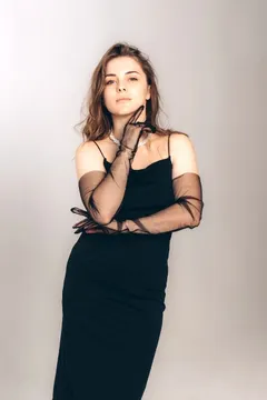 Daryna, 27