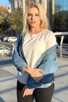 Karina, 29