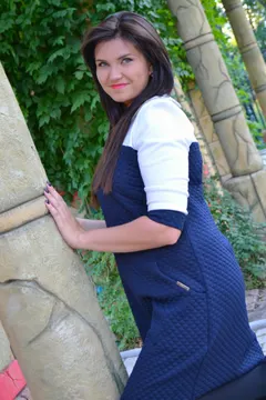 Viktoriya, 35