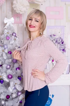 Natalia, 50