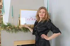 Natalia, 42
