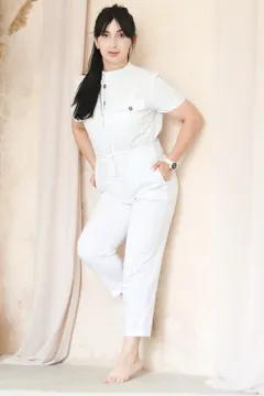 Rina, 34