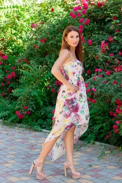 Ekaterina, 34
