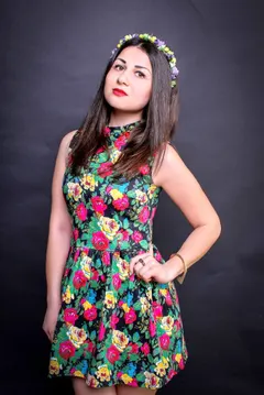 Ilona, 32