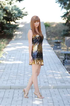 Yana, 36