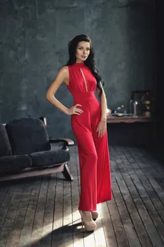 Ekaterina, 28