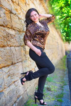 Alena, 36