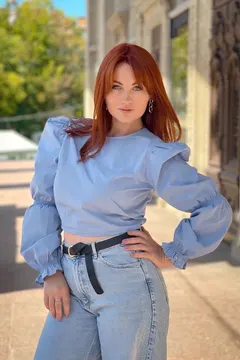 Anastasia, 35