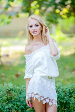 Diana, 34