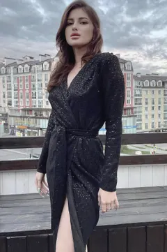 Ulyanna, 25