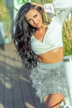Julia, 38