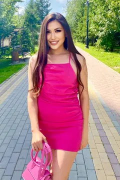 Alina, 28