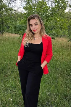 Alisa, 39