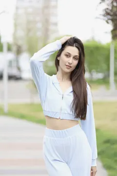 Diana, 25