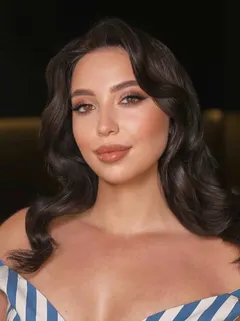 Nataliya, 23